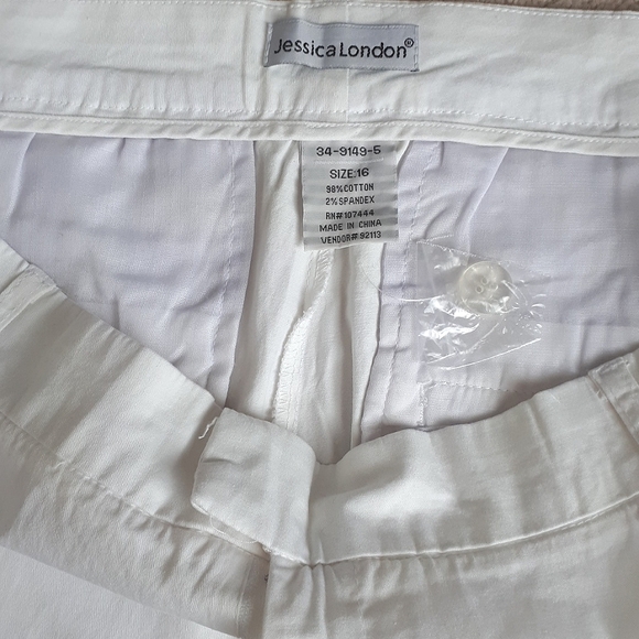 White Cotton Bermuda pants - Picture 4 of 6